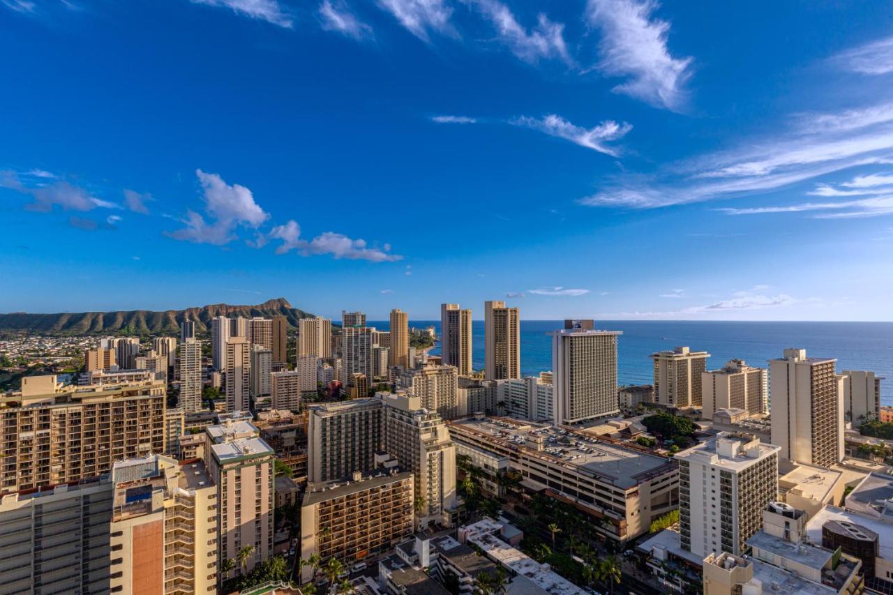 Ocean & Diamond Head View At Waikiki Appartement *